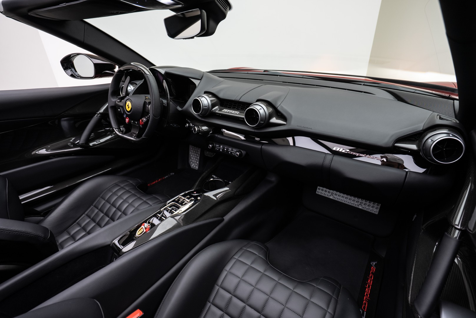 FERRARI 812 COMPETIZIONE APERTA